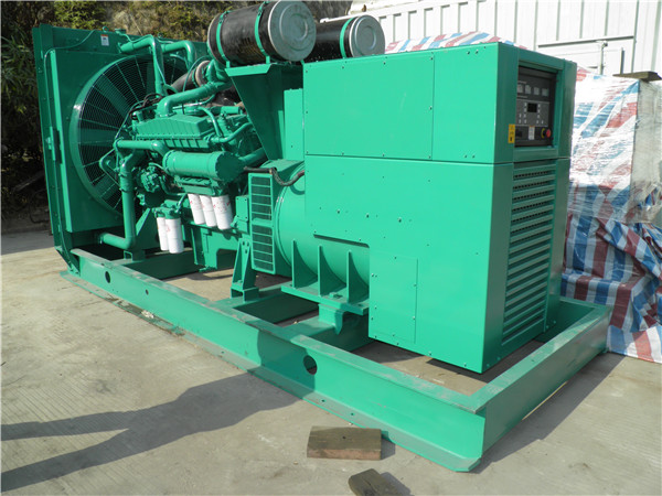 开原出租发电机 发电机组厂家：柴油发电机组的控制屏的作用是什么？