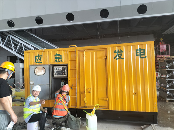 开原怎样判断空气滤清器是否需要更换？